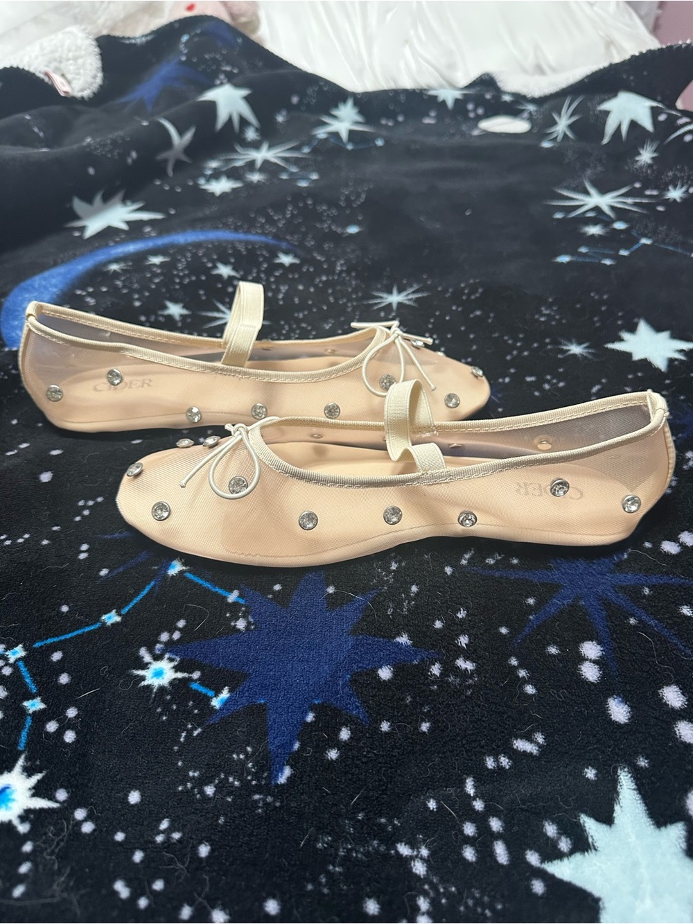 Cider Size 8 Embellished Nude Ballet Flats with Bow Never Worn
